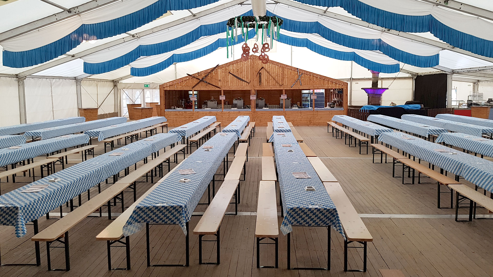 Oktoberfest Zelt bei eventTime, Deinem Partyausstatter, unkompliziert online bestellen Oktoberfest Zelt bei eventTime, Deinem Partyausstatter, unkompliziert online bestellen