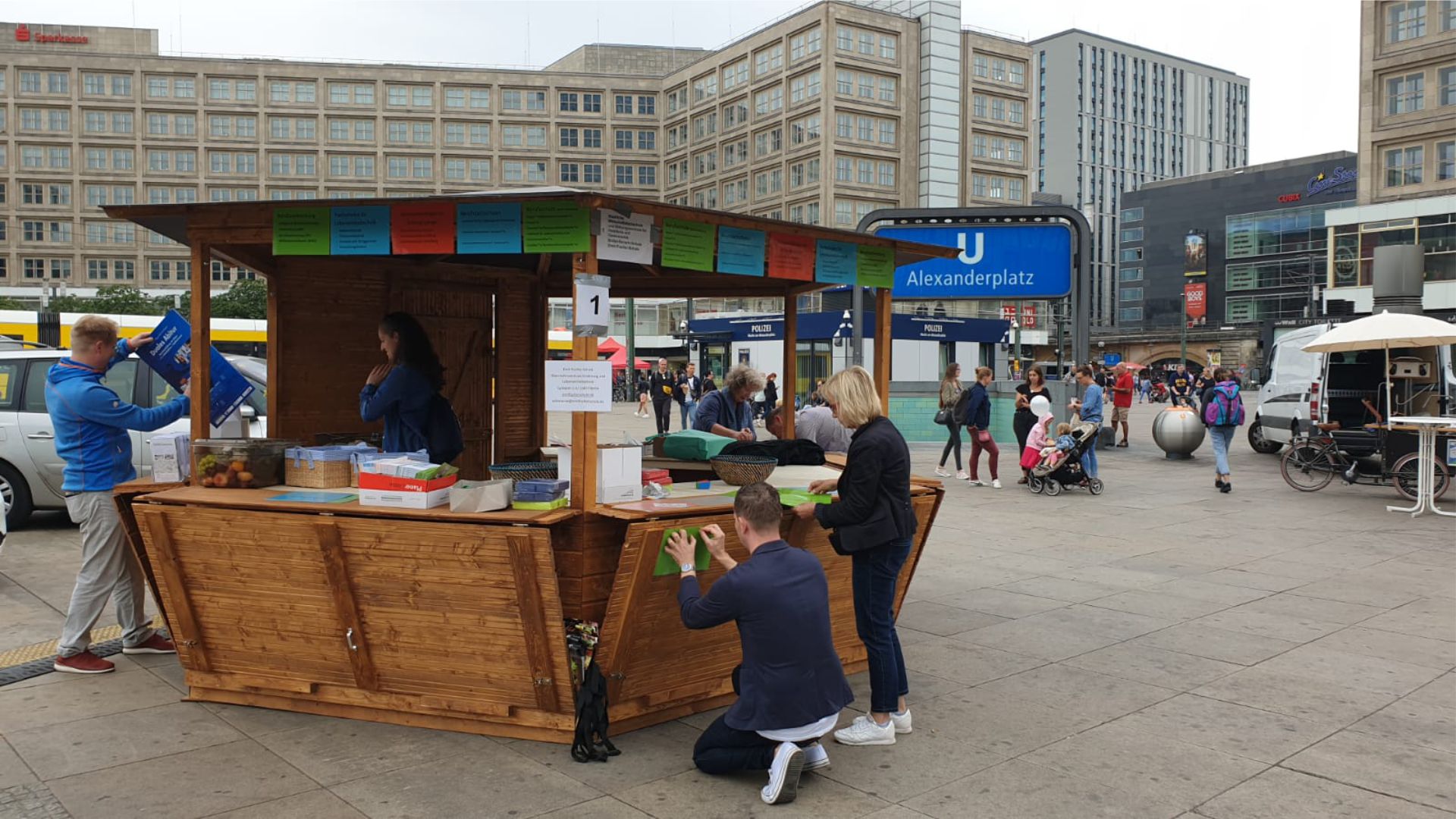6 eckige Pavillons mieten 4m bei eventTIME, der Partyausstatter und Markthüttenshop 6 eckige Pavillons mieten 4m bei eventTIME, der Partyausstatter und Markthüttenshop