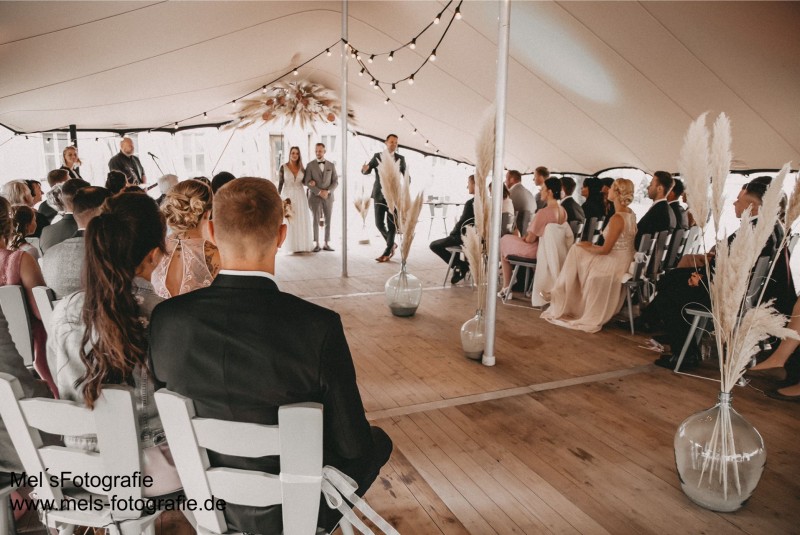 Stretchzelt für Hochzeit bei eventTime, Deinem Partyausstatter, unkompliziert online bestellen