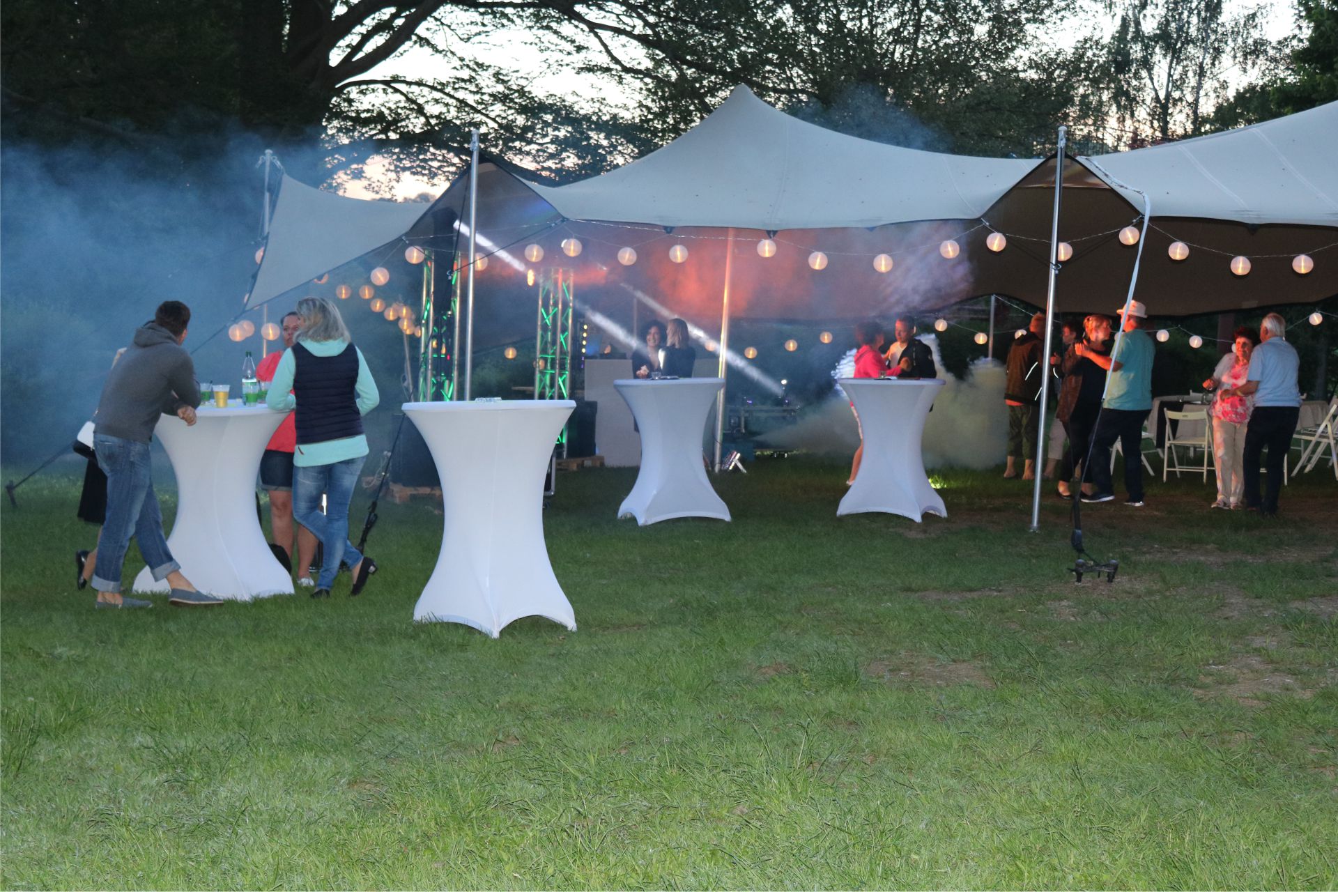 feiern im grossen 15x20 Flexzelt- mieten bei eventTIME der Partyausstatter feiern im grossen 15x20 Flexzelt- mieten bei eventTIME der Partyausstatter
