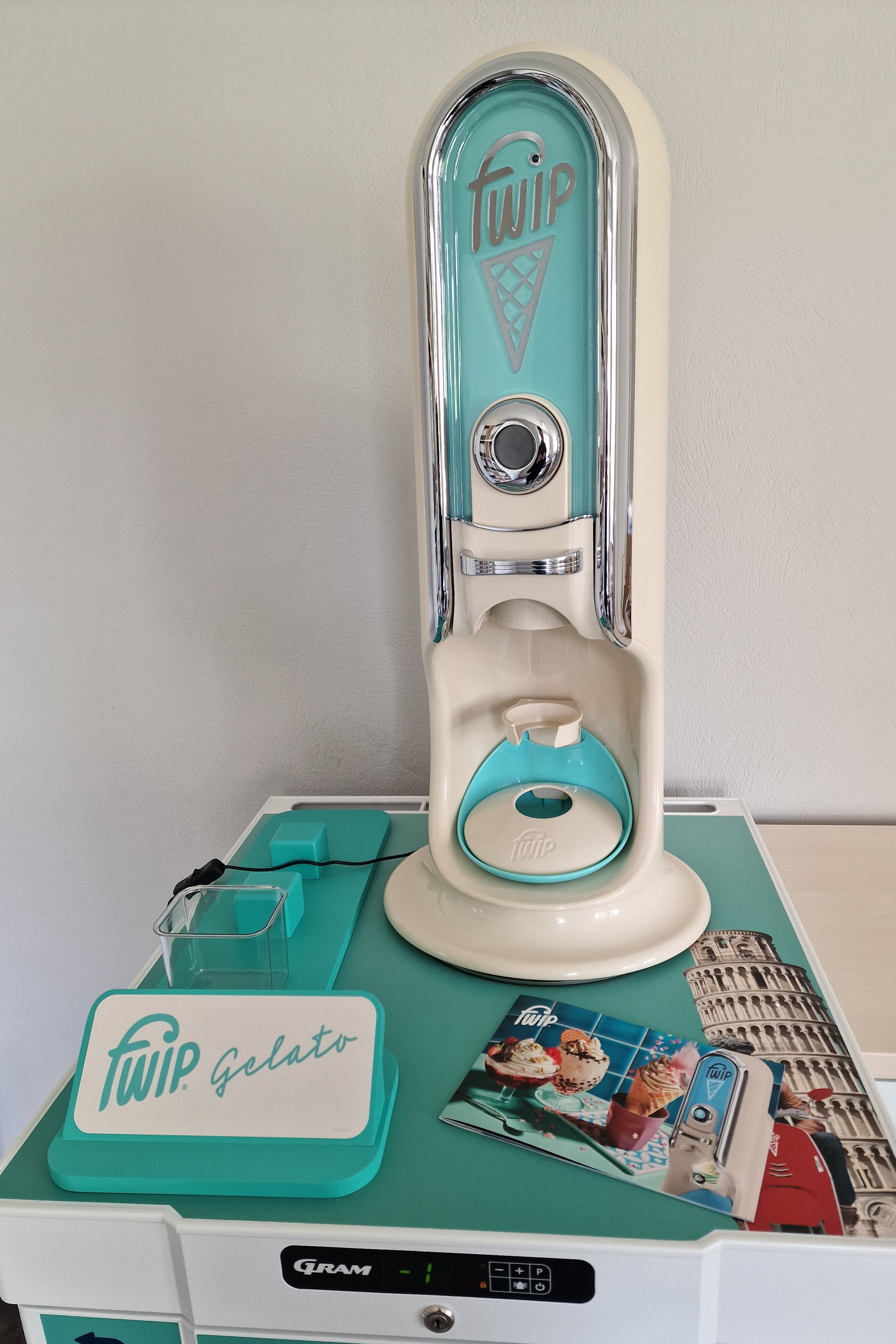 fwip Softeismaschine- mieten bei eventTIME, der Partyausstatter