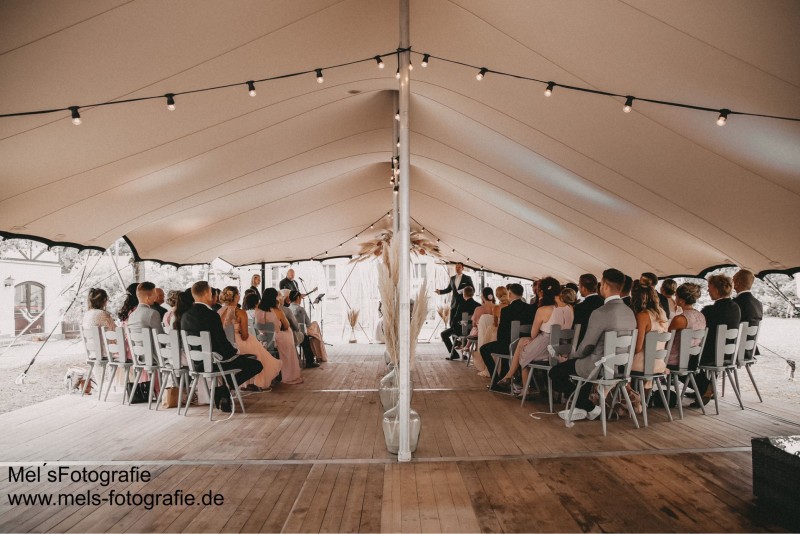 Stretchzelt für Hochzeit bei eventTime, Deinem Partyausstatter, unkompliziert online bestellen