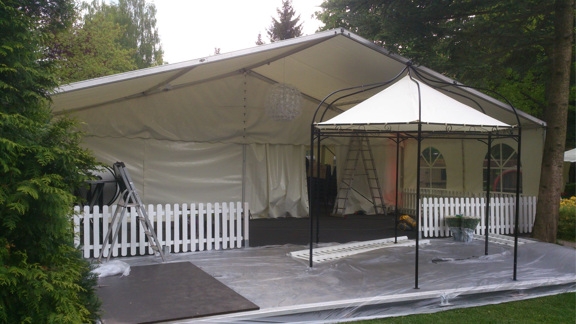 Dekozaun- mieten bei eventTIME, der Partyausstatter