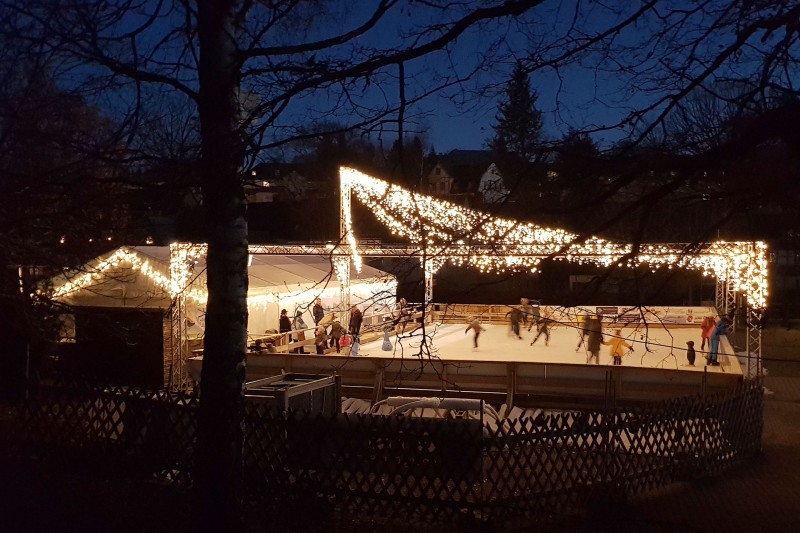 Winterzelt bei eventTime, Deinem Partyausstatter, unkompliziert online bestellen