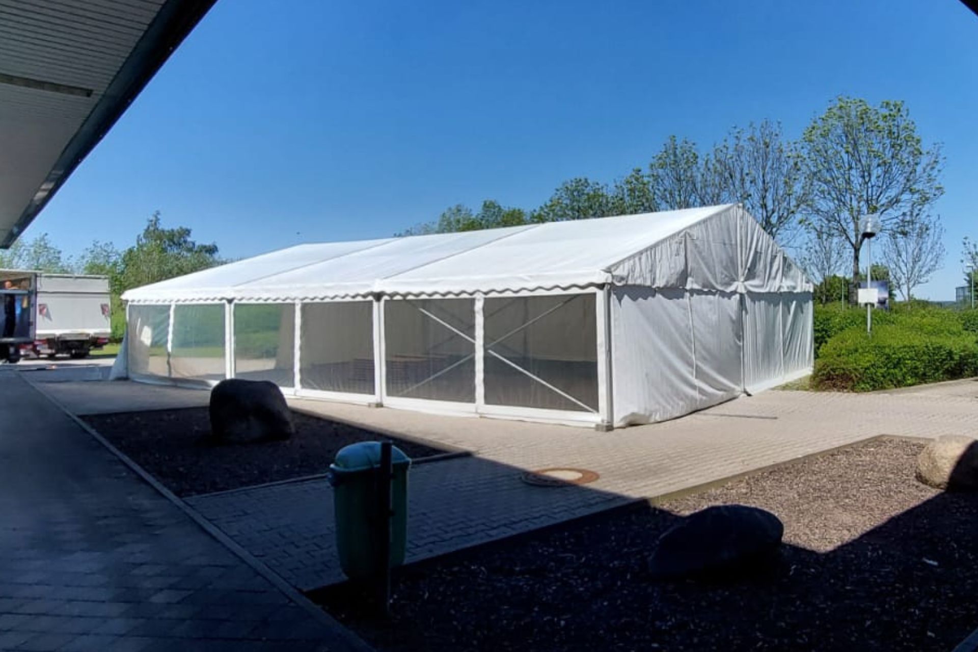 Festzelt 10x15m mieten bei derpartyausstatter von eventTIME