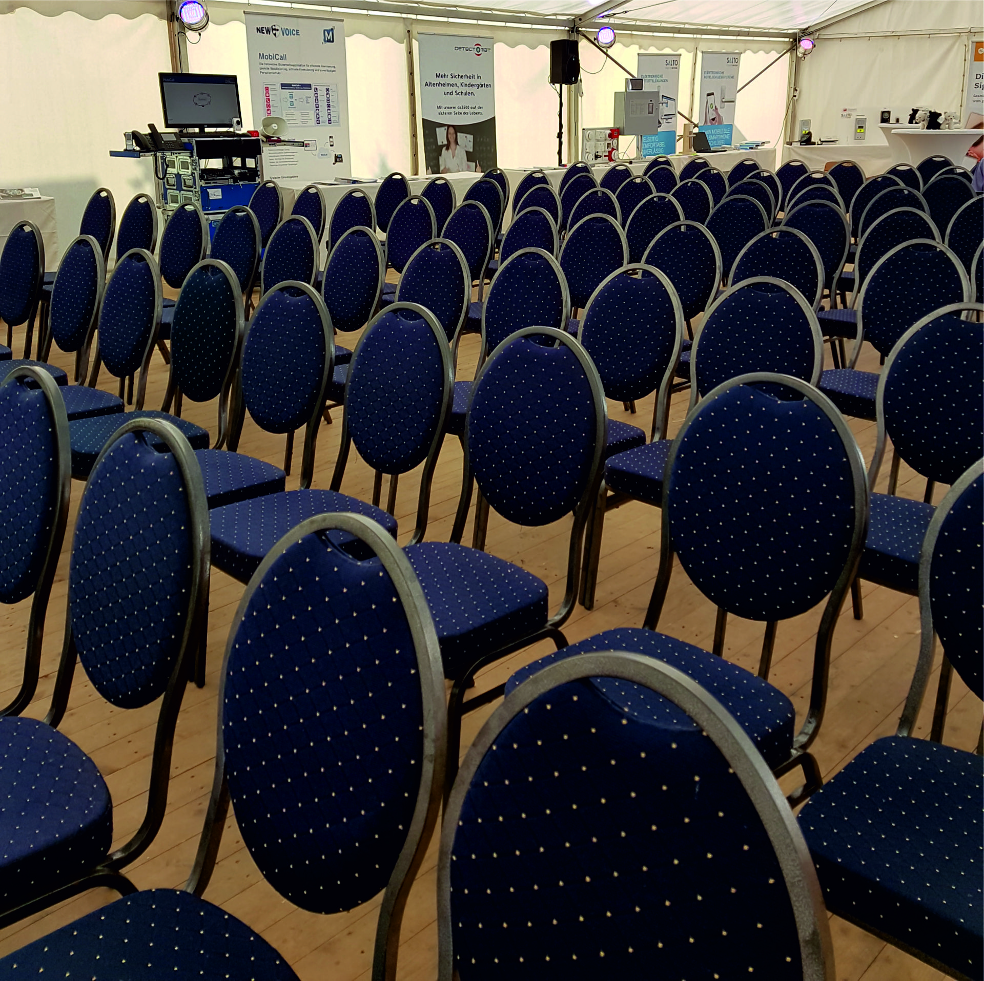 Bankettstuhl- mieten bei eventTIME, der Partyausstatter