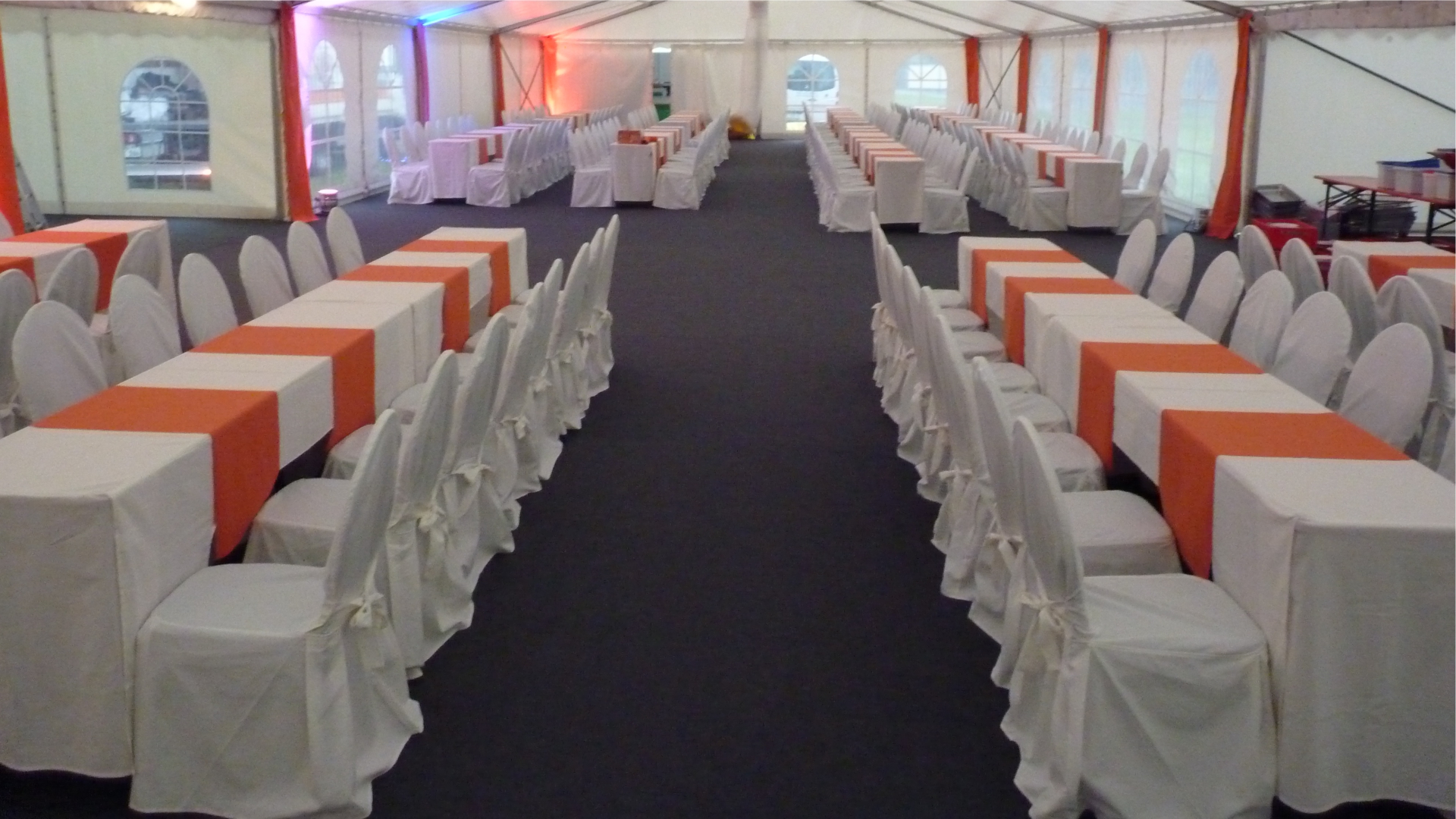 Auslegeware fuer Zelte - mieten bei eventTIME der Partyausstatter