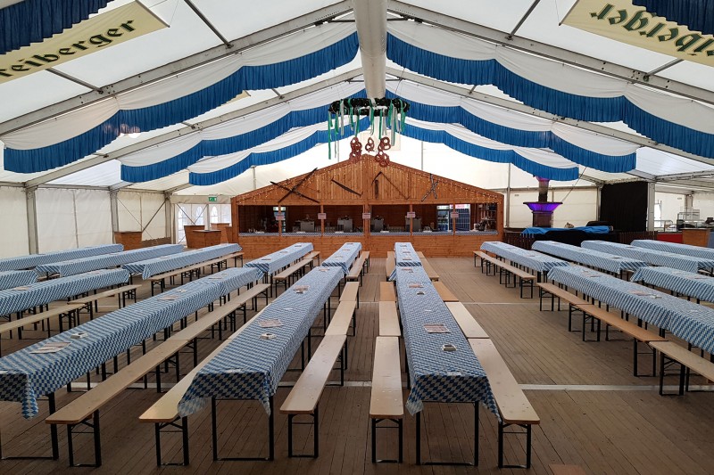 Oktoberfest Zelt bei eventTime, Deinem Partyausstatter, unkompliziert online bestellen