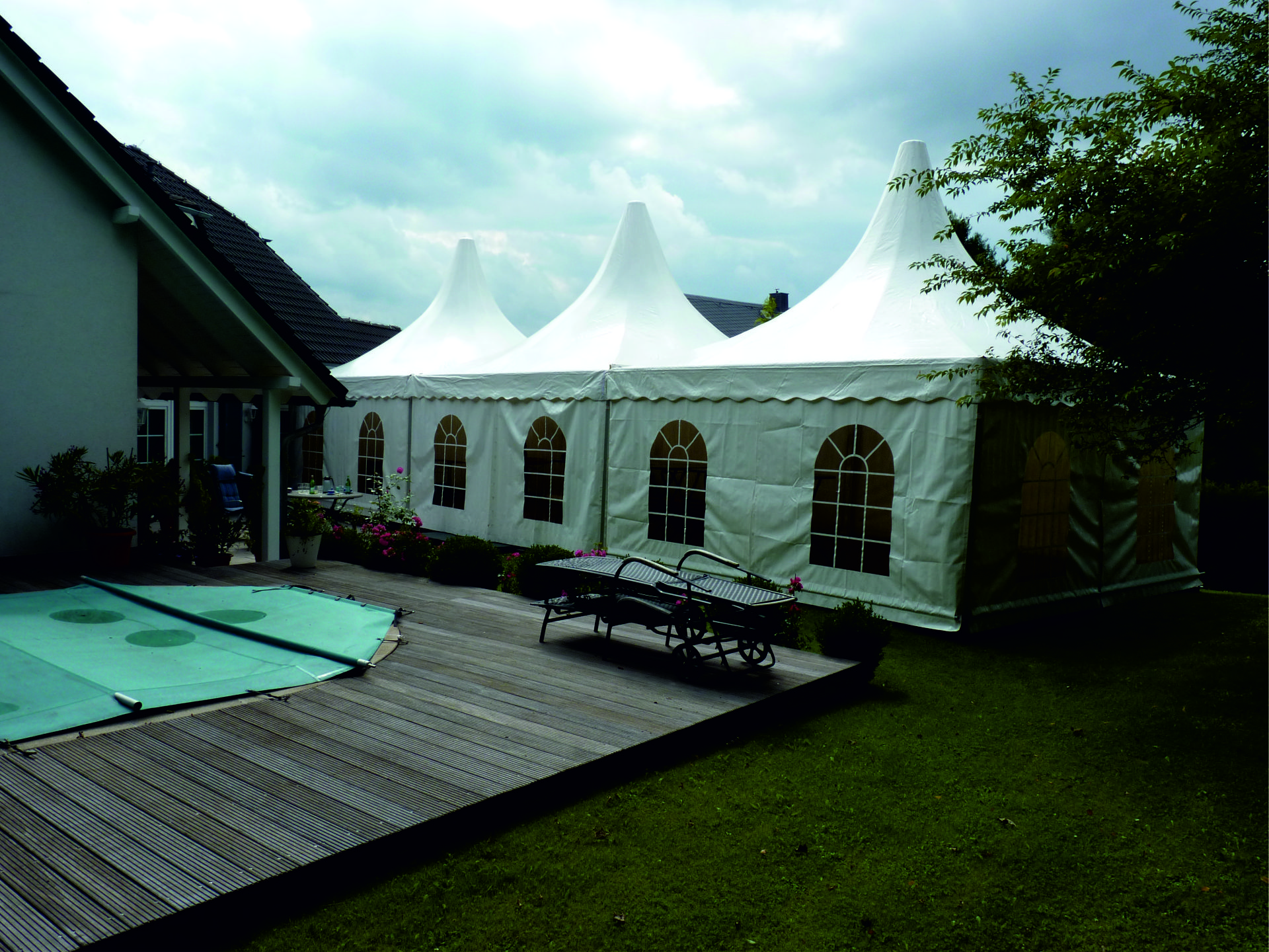 Pagodenpavillon 5x5 - mieten bei eventTIME, der Partyausstatter
