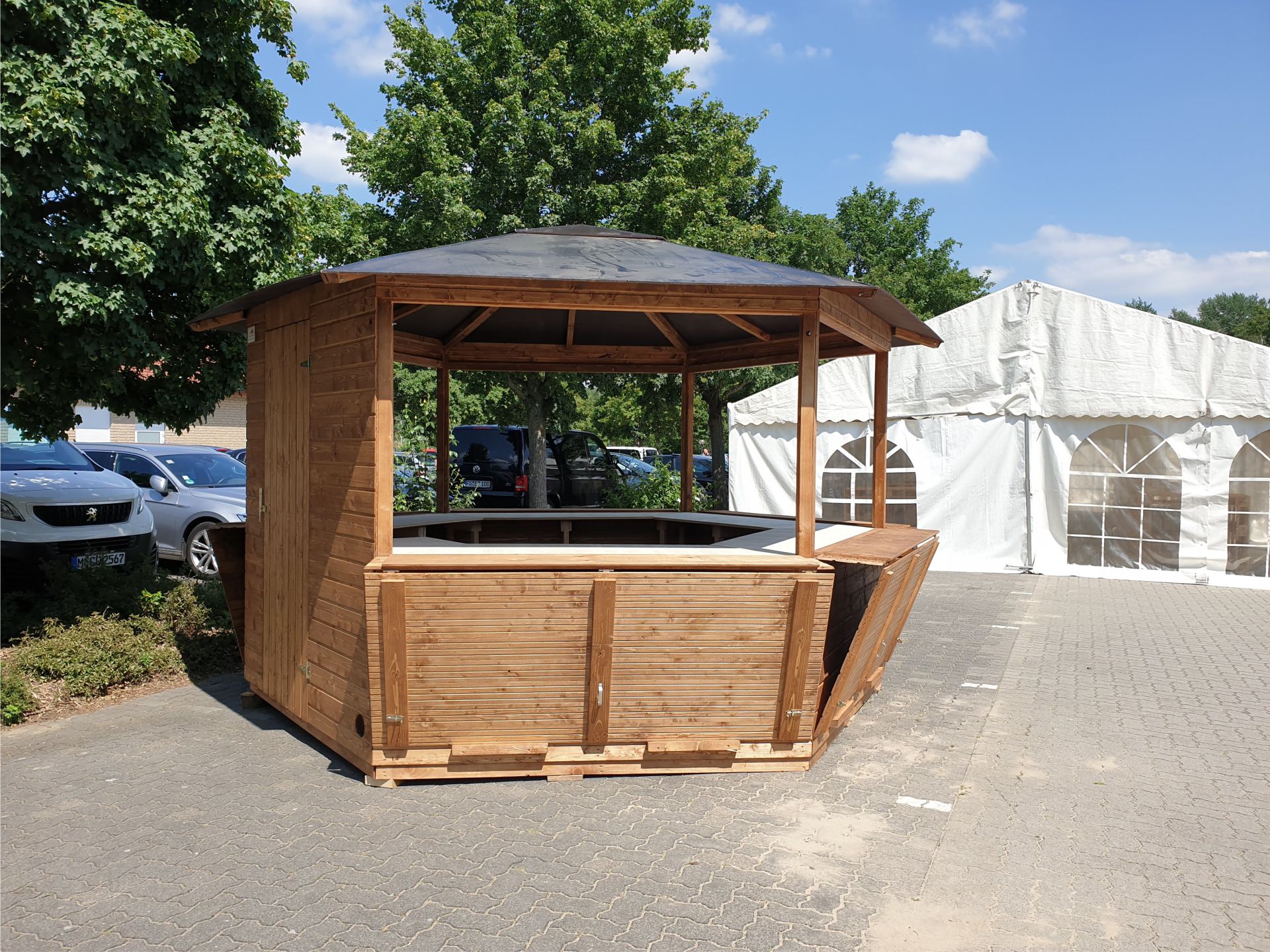 6 eckige Pavillons mieten 4m bei eventTIME, der Partyausstatter und Markthüttenshop 6 eckige Pavillons mieten 4m bei eventTIME, der Partyausstatter und Markthüttenshop