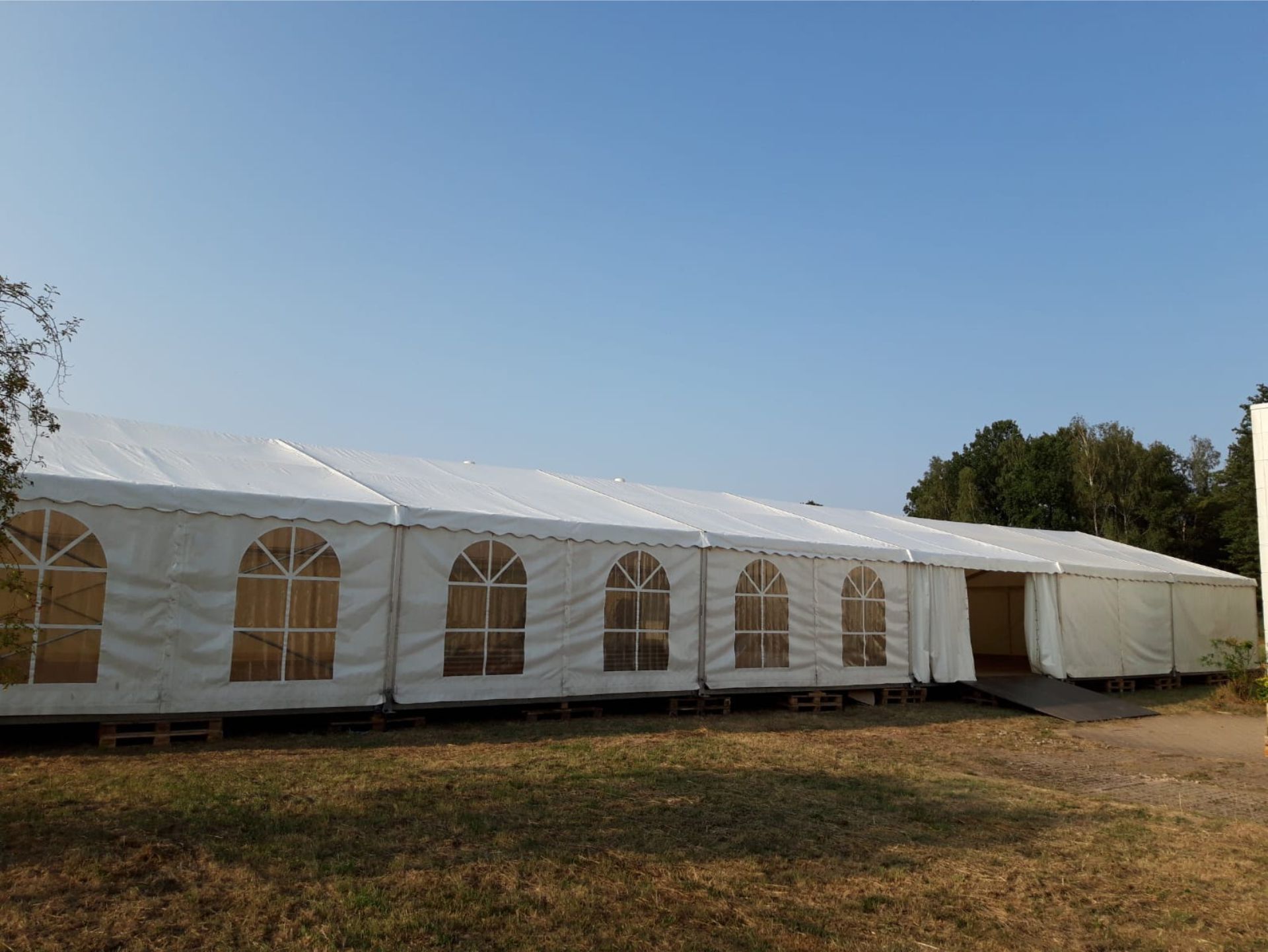 Festzelt 10m x 40m