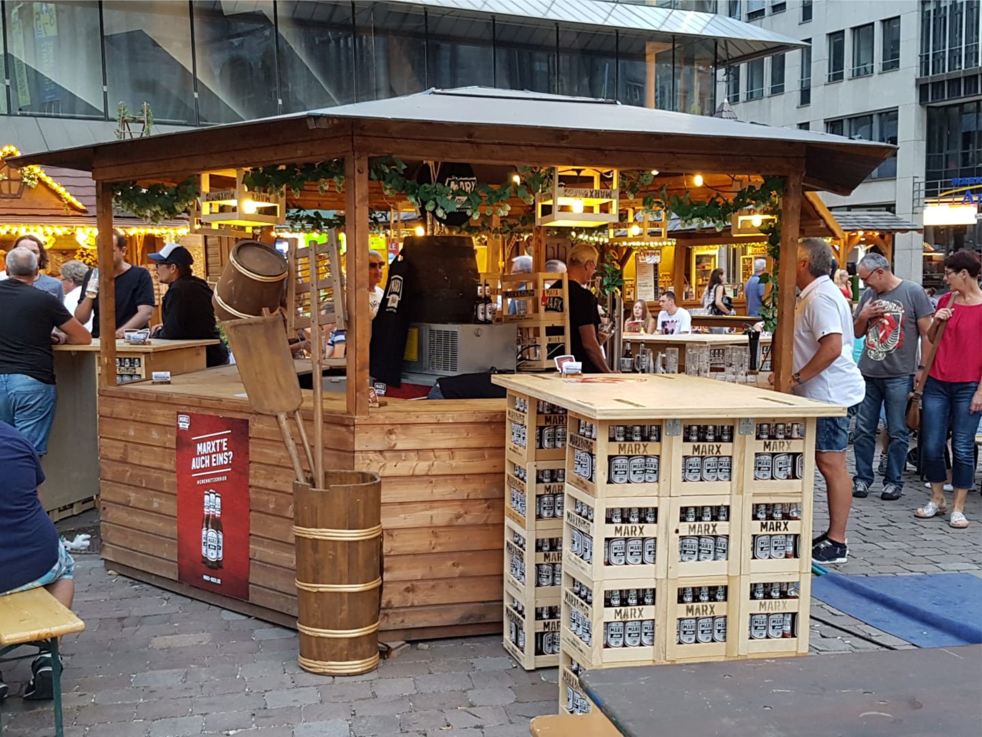 6 eckige Pavillons mieten 4m bei eventTIME, der Partyausstatter und Markthüttenshop 6 eckige Pavillons mieten 4m bei eventTIME, der Partyausstatter und Markthüttenshop
